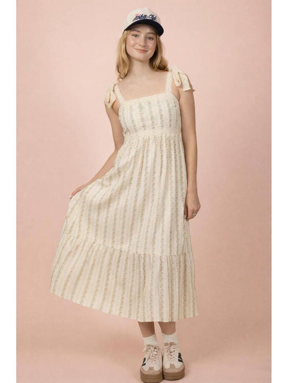 ND32057-Lace Trim Detail Floral Midi Dress